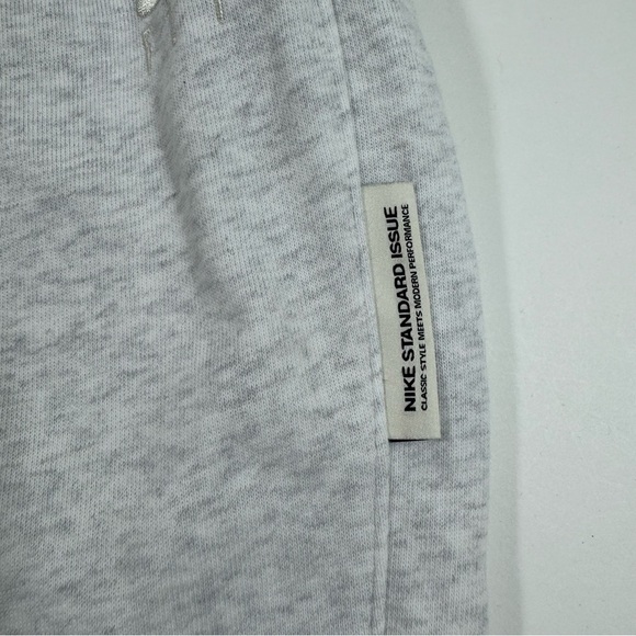 Nike Womens Dry Fit Fly Standard Issue Sweatpants Light Grey - Picture 6 of 9